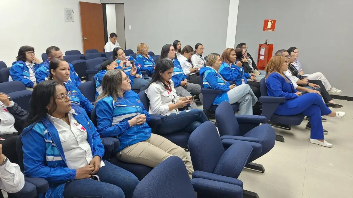 Evidencia fotográfica 2 de la noticia en los laboratorios de FUVIDIT Caracas, Venezuela