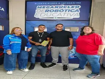 Fotografía de portada: Estudiantes de la UNETRANS impulsan prototipos tecnológicos para el transporte multimodal