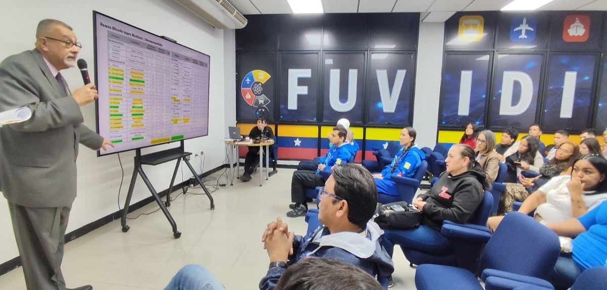 FUVIDIT fue sede del conversatorio «Diplomacia Bolivariana de Paz y los Pueblos»